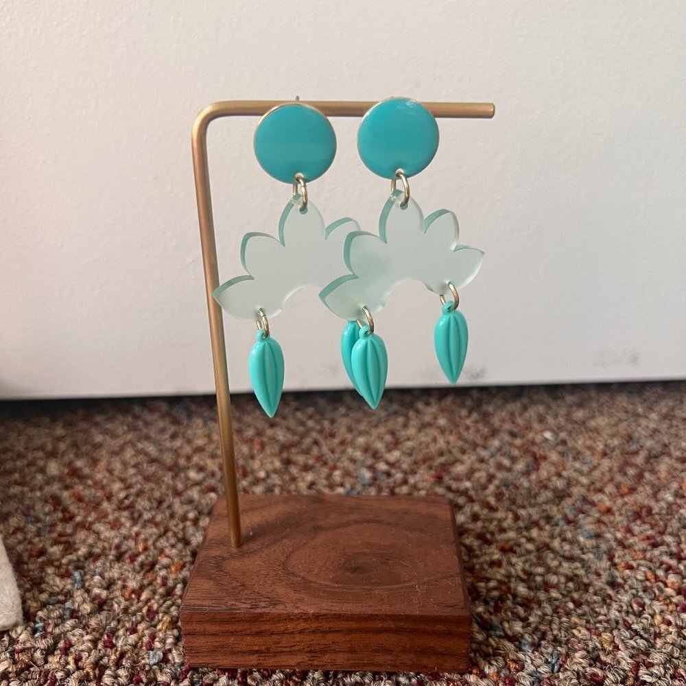 Blue clear plastic dangle statement u shape earrings dangle cloud whimsical